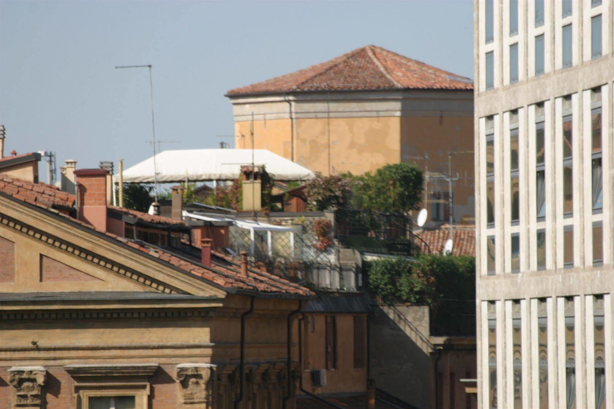 Alle Torri Bologna Buitenkant foto